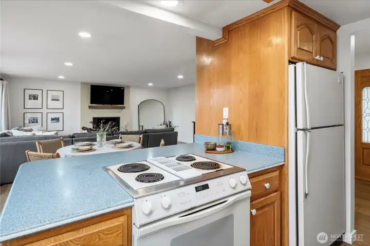 Enjoy your guests while cooking in the open kitchen, living and dining area.