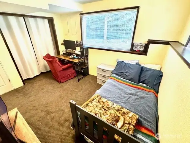 Lower level bedroom 1