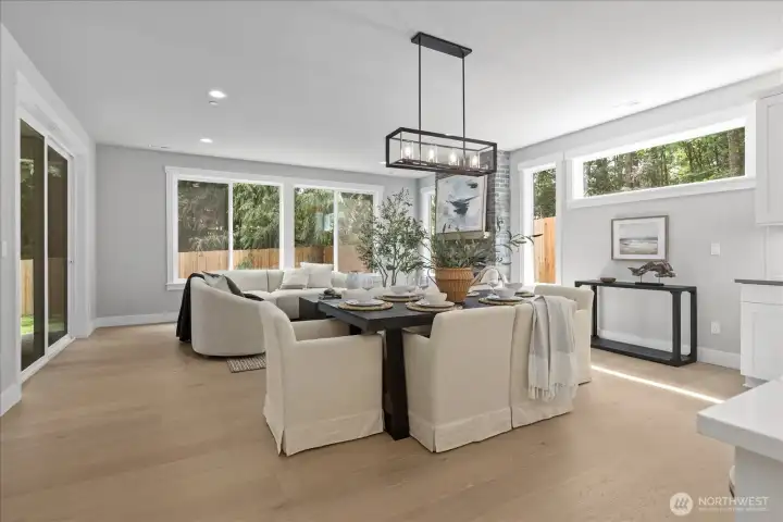 Dining / Living room Dining / Living room