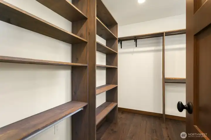 Walk in Closet