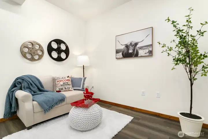 Bonus Room/Movie Room Bonus Room/Movie Room