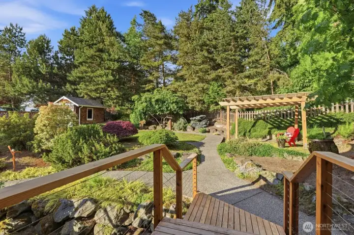 steps from kitchen to backyard steps from kitchen to backyard