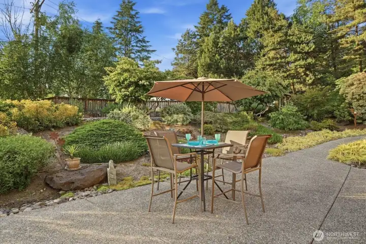 patio dining space patio dining space