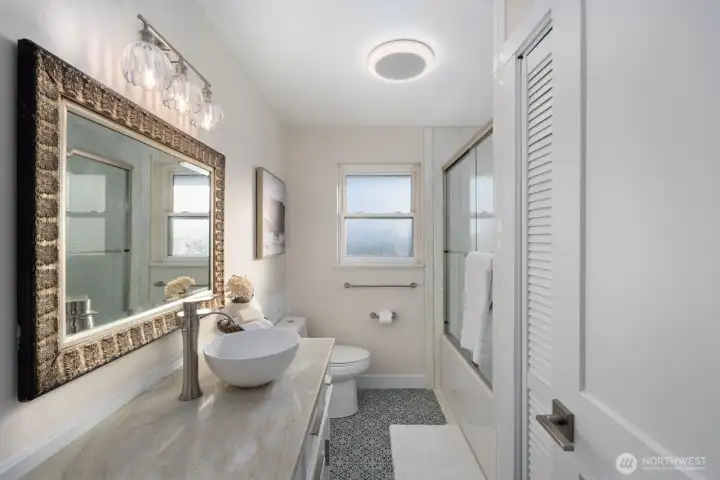 Spa-like full bath remodeled in 2019 Spa-like full bath remodeled in 2019