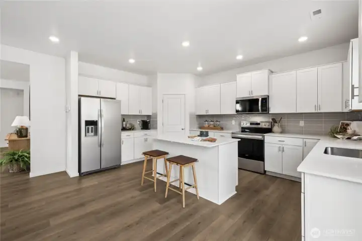 Photo rendering is representational and may be virtually staged. Actual home is under construction and finishes, elevation, and paint colors may vary. See site agent for details.