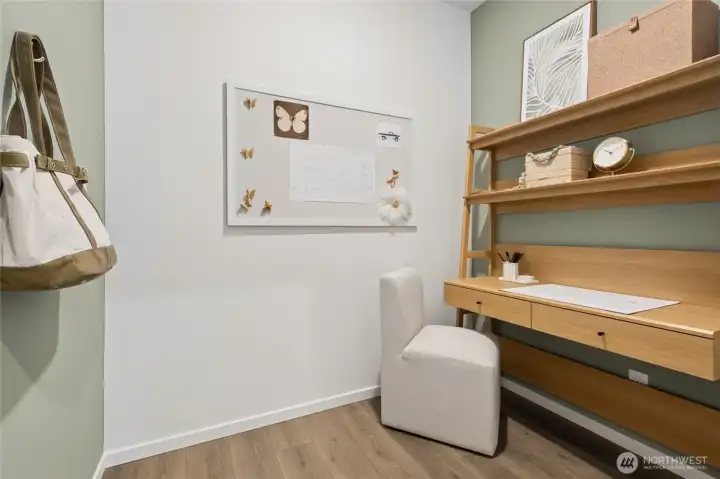 Photo rendering is representational and may be virtually staged. Actual home is under construction and finishes, elevation, and paint colors may vary. See site agent for details.