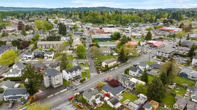 Close to Farmer's Market