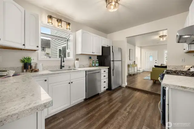 Spacious kitchen ready for entertaining