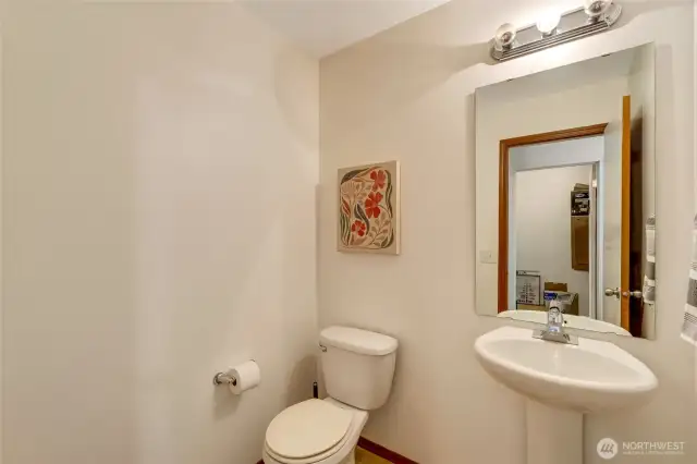 Downstairs 1/2 bath