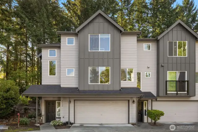 Spacious 2 car garage