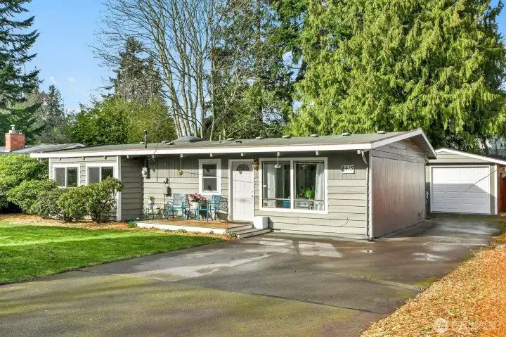 Facing south with 3 skylights, this home is bright and cheery.