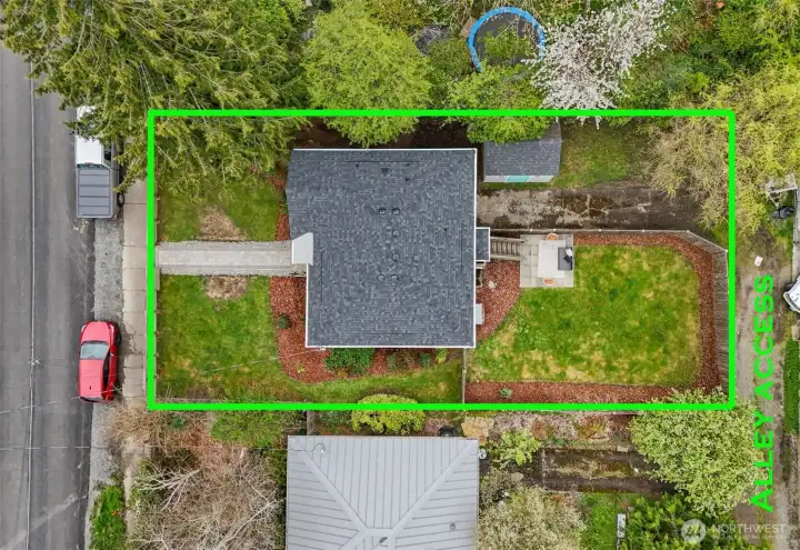 Property boundaries with alley access shown