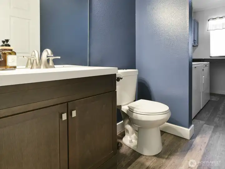 Main level 1/2 bath.