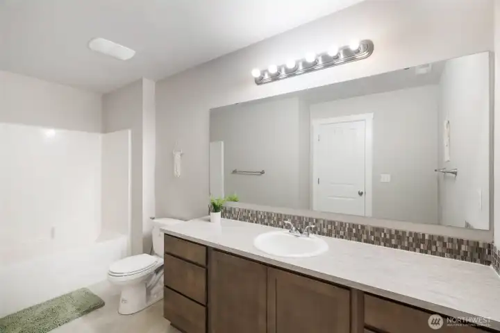Upstairs full bath