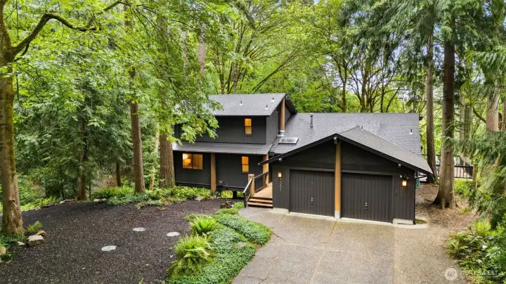 Roof replaced Dec 2025 with 40 year comp