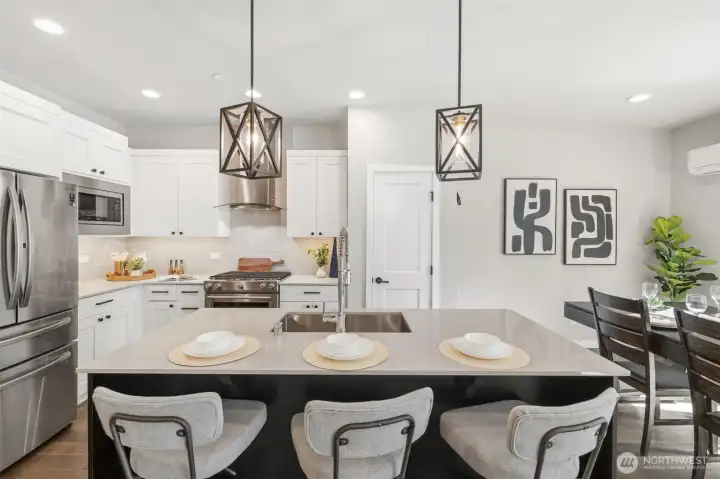 Kitchen with Eating Area