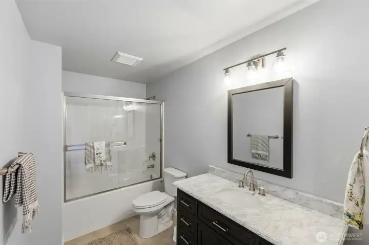 Full bath Full bath