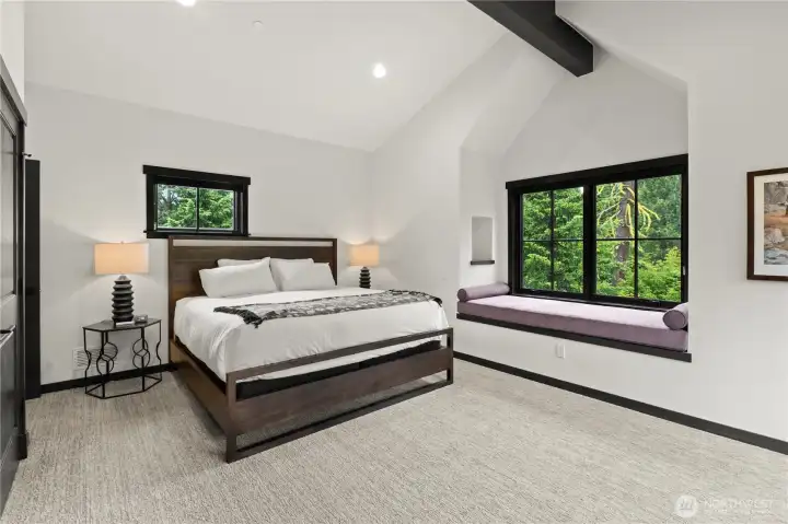Upstairs King Ensuite Upstairs King Ensuite