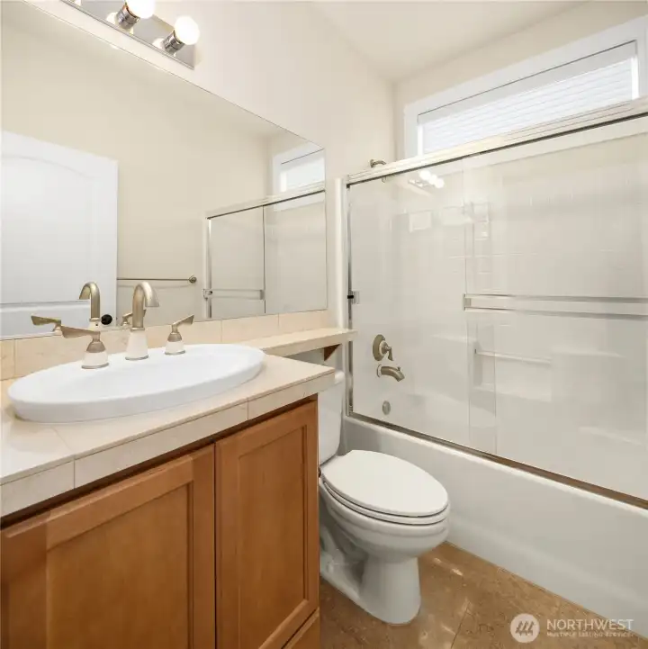 Guest Full bath