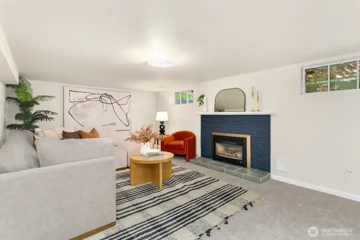 This room also has a gas fireplace!