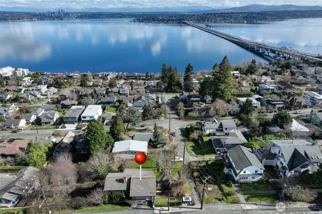 At the apex of the hill, stunning views of the lake, Mercer Island, I-90, Bellevue and the Cascades