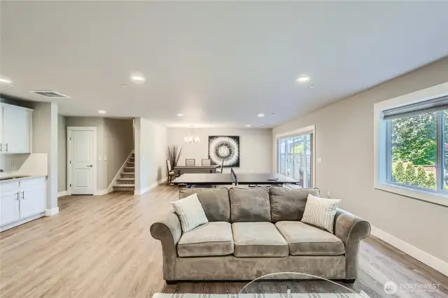 1,100 Sqft ADU/mother-in-law apartment. This can also be the household fun space! This space is also perfect for Super Bowl parties, sleepovers, movie nights and more!