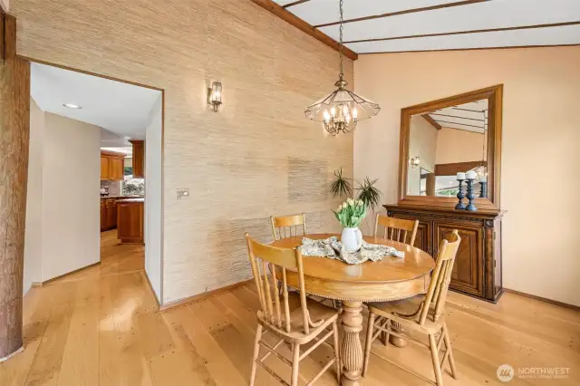 Easy access to the kitchen.