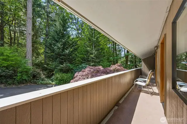 Porch shared by bedrooms 1 and 2.