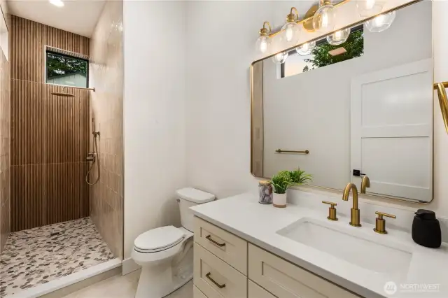 main floor guest suite
