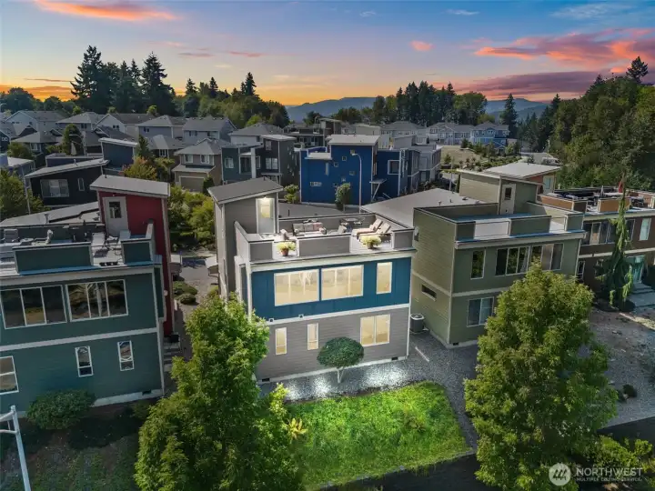 Striking design, no cookie cutters here! You will enjoy endless fun on this fabulous rooftop deck. Great for entertaining, taking in the views and fireworks on the Fourth of July