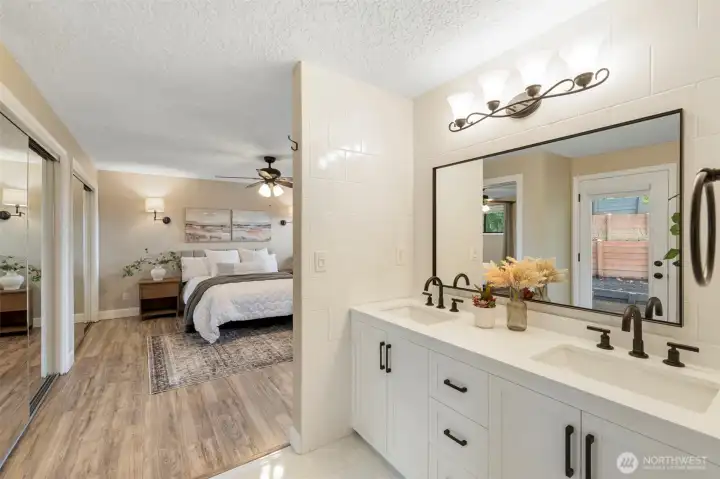 Owners Suite- double sinks