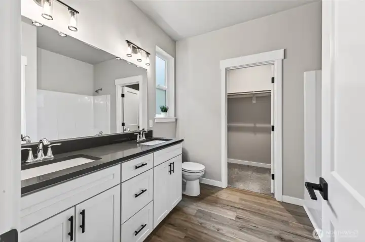 Primary Full bathroom