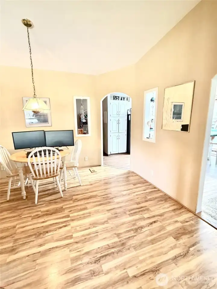 Dining towards Kitchen