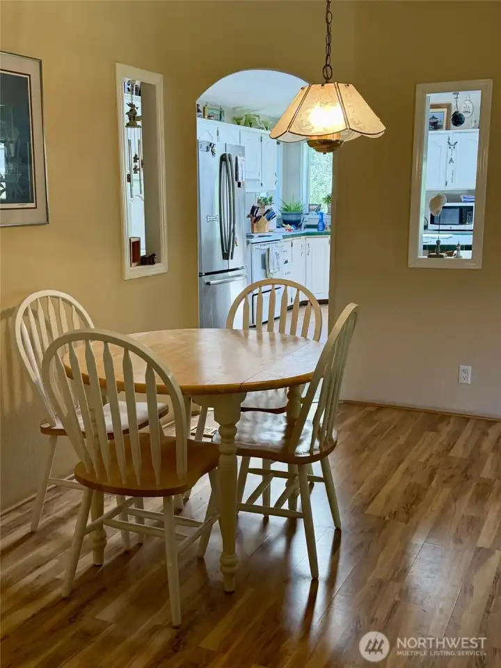 Dining to Kitchen