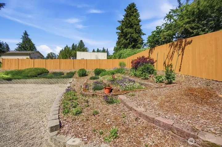 side yard