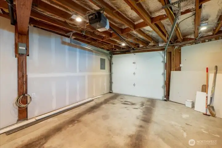 Lower-level garage. Lower-level garage.
