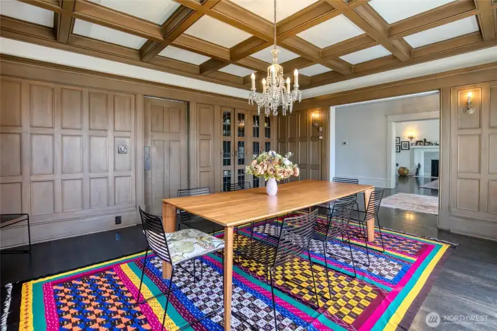 Dining room, cont Dining room, cont