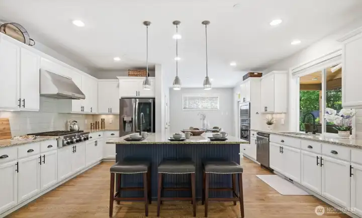 Spacious kitchen with the finishing touches you desire!