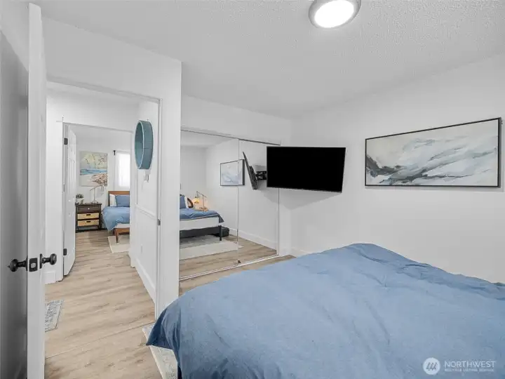 wall mounted tv