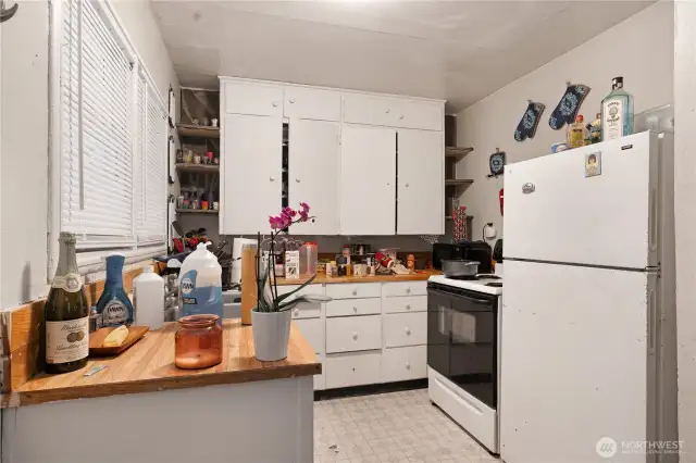 right side kitchen