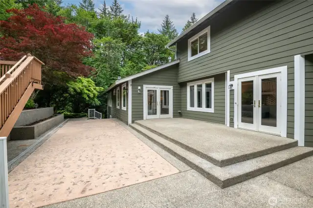 Stamped Concrete Courtyard