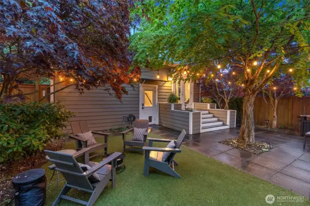 Low maintenance premium turf and concrete tiles throughout. There are two entrances - one from the office/bedroom, other through the kitchen with a mudroom.