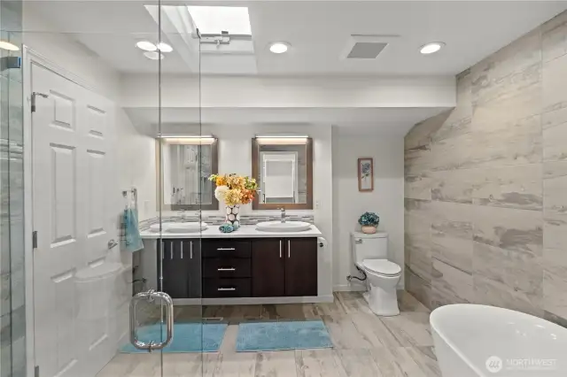 Completely remodeled Primary Ensuite Bath