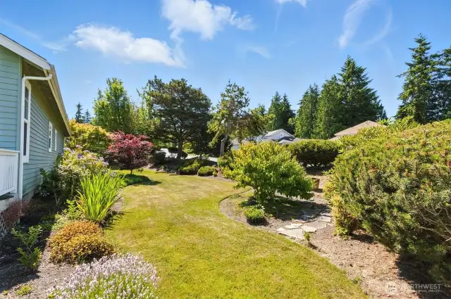 Enjoy a carefree lifestyle as the HOA takes care of your beautiful  landscaping for you!! Zoned Sprinkler System too!