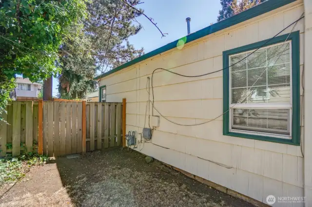 side yard