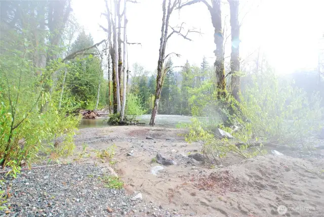 Beach area ~ bring the sand pail & shovel!