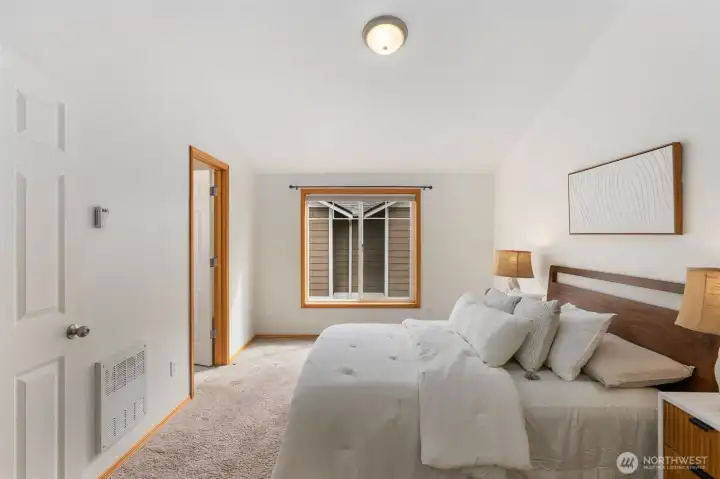 Upstairs primary bedroom