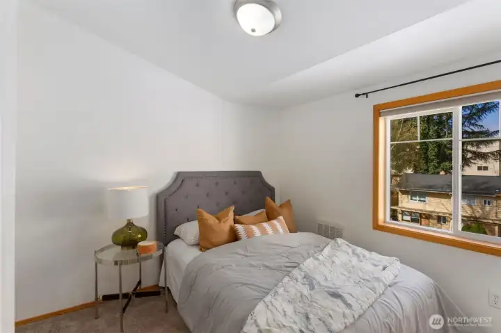 Upstairs guest bedroom