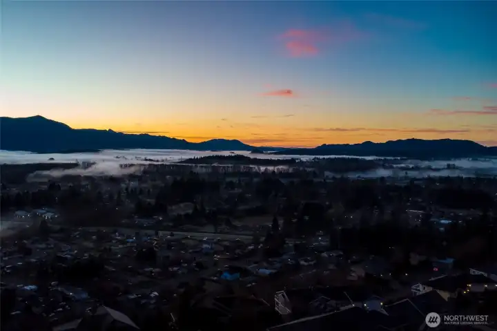 World Class views await! Unparalleled views of the mountains and valley