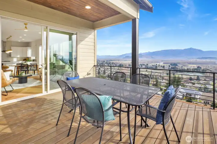 A very spacious deck with the best view!